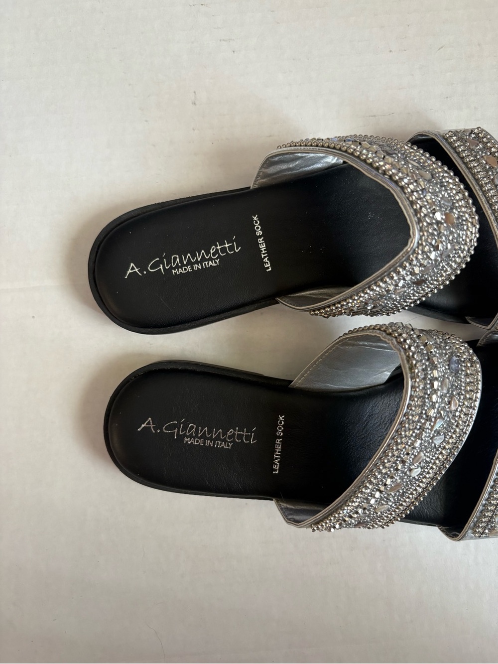 A. Giannetti Women’s Y2K Sz 7.5 Jeweled Rhinestone Double-Strap Slide Sandals. - Picture 6 of 12